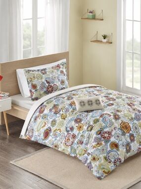 Mi Zone Duvet 3 pc Set Multi Color Floral & Medallions Print Twin Blue Red Green